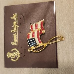 Premier Designs Pin